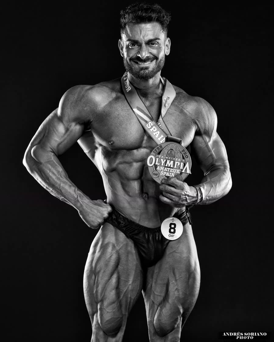 Diego on the Olympia Amateur stage with his medal